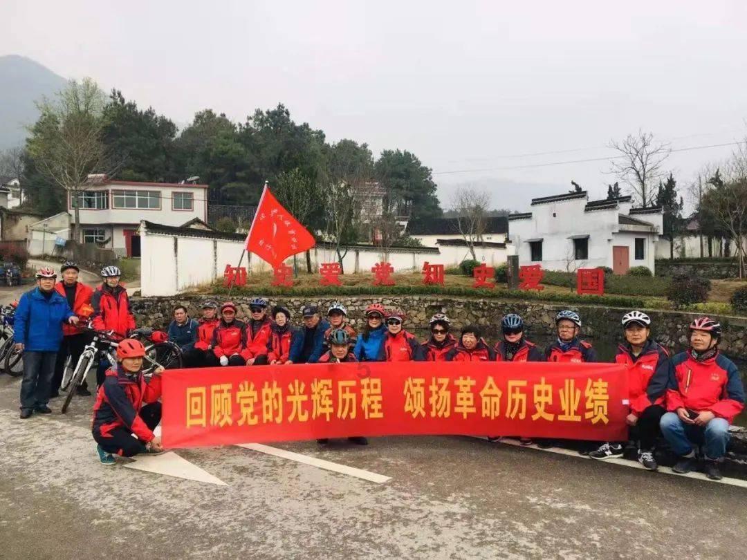 小矮怪挖金矿